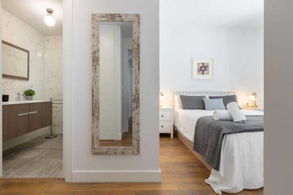 Triana Pages Oasis By Valcambre Sevilha Exterior foto