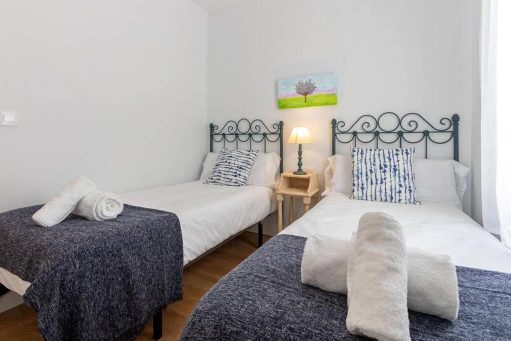 Triana Pages Oasis By Valcambre Sevilha Exterior foto